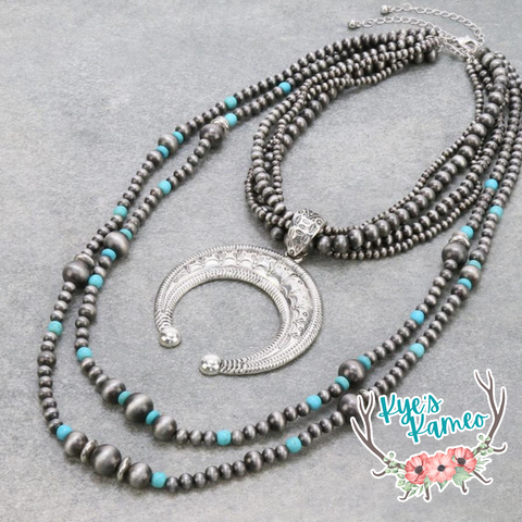 Western Navajo Style Pearl Squash Blossom Pendant Necklace