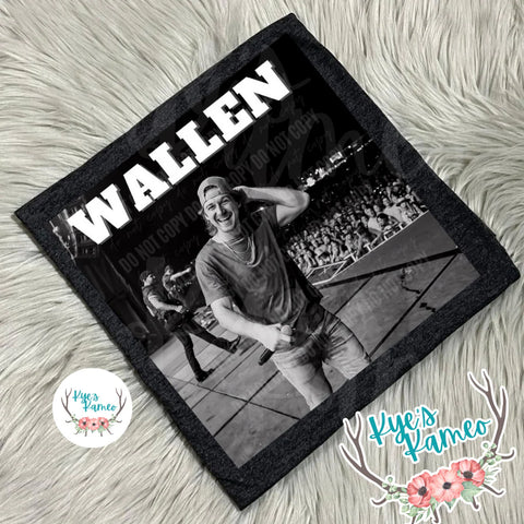 Wallen B/W- CC Tee